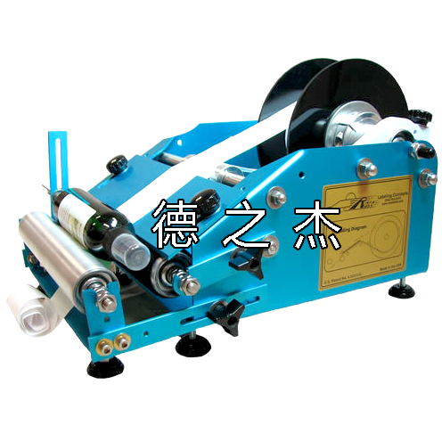 葡萄酒小型貼標(biāo)機(jī)